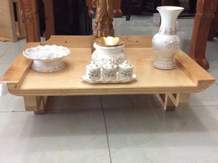 Bàn thờ treo tường gỗ sồi sâu 48cm x  ngang 108cm  